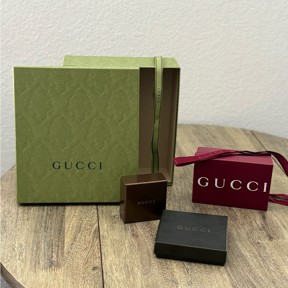 Gucci Green and Red Jewelry Accessory